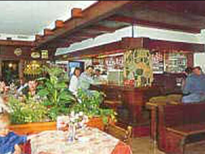 Hotel Alpha Saas-Grund Kültér fotó